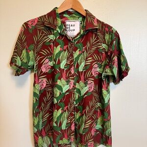 Peau De Loup Men's Leafy Green and Red Shirt